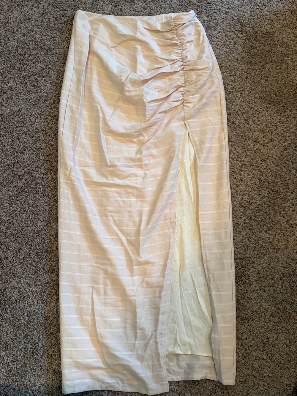 Lulu's Cream Ruched Maxi Skirt with Front Slit